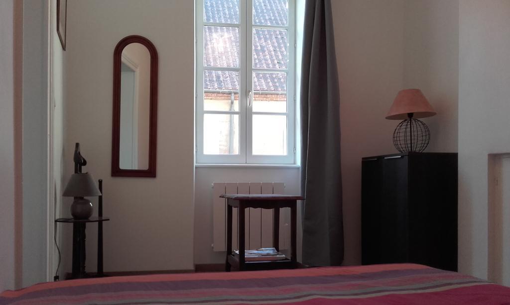 L'Appartement D'Aymar Moulins  Szoba fotó